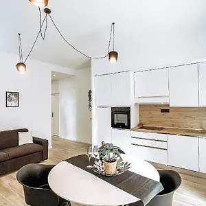 casa-monuriki.hotelitalianriviera.com/