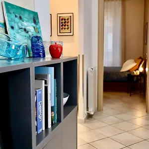 cinqueterre-casa-simn-la-spezia.hotelitalianriviera.com/